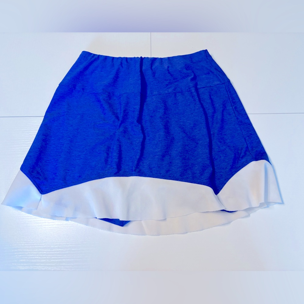 Tail Blue & White Tennis Skort Size S